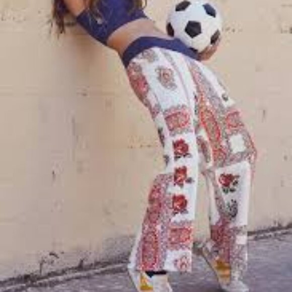 Free People Movement Overlapped Rose Paisley Printed Pants L - Picture 1 of 11